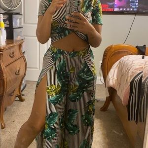 2 pc set never worn